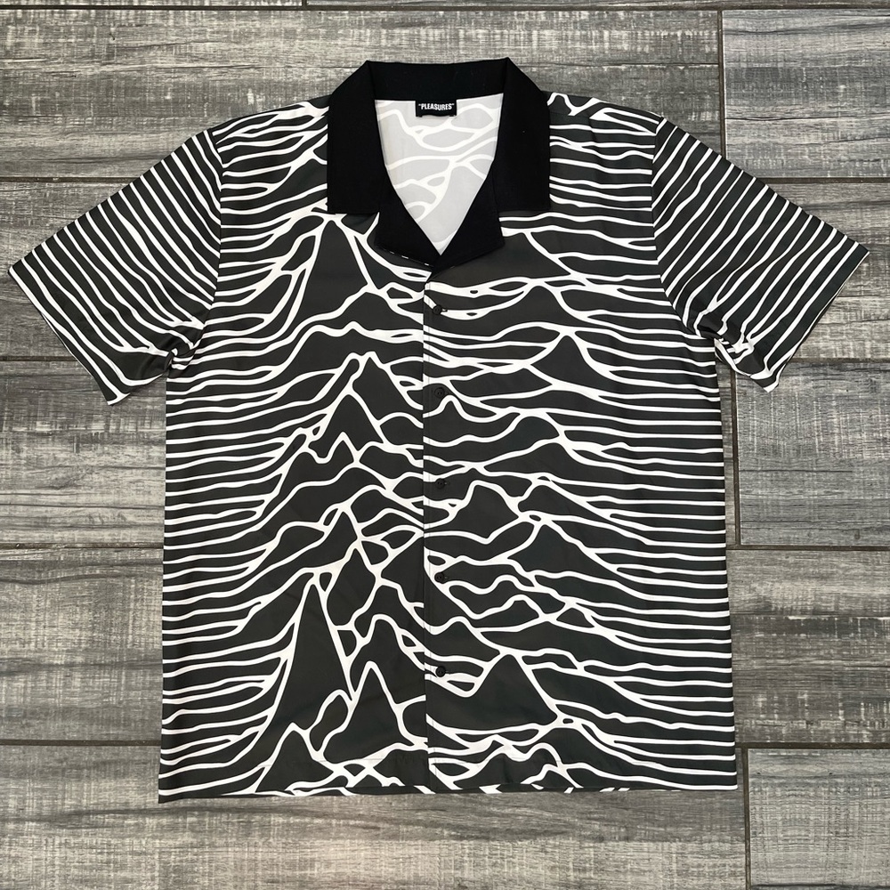 Pleasures x Joy division polo shirt button down Size Large RARE!